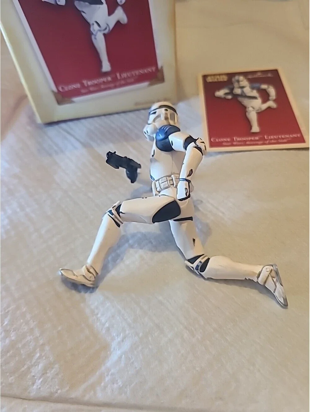 2005 Clone Trooper Lieutenant, QXI6175 Revenge of the Sith Ornament Star Wars
